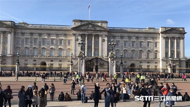 網傳白金漢宮有耶誕市集遊客撲空　真相曝