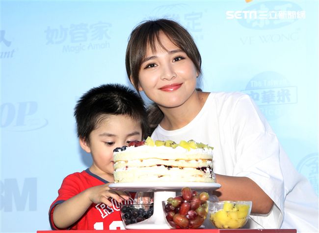 梁文音擔任公益大使幫助發展遲緩的慢飛天使們，擁有重新起飛的翅膀。（記者邱榮吉/攝影）