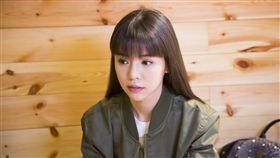 公關稿／李毓芬特化變蛇姬  皮膚過敏也甘願／海王天璽提供