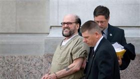 邪教首領阿拉默（Tony Alamo）性侵女童遭判175年徒刑。（圖／翻攝自紐約時報）