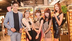 國際時尚眼鏡品牌舉辦品牌開幕活動，請到余秉諺、陳思璇、「伊梓帆」出席到場。 （圖／木九十提供）