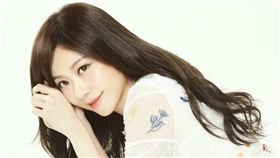 16：9張景嵐胸下刺青？粉絲：希望只是貼紙