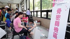 骨鬆病例爆增　2025年每四人有一人成高危族（骨鬆學會）