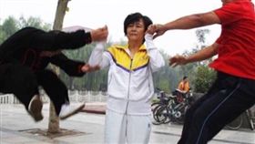 閆芳(圖/翻攝自微博)