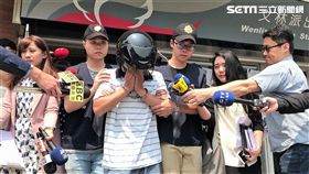 林男前往社中街討債，反遭到王姓債務人父親持水果刀追砍，刺傷右胸及左腋下兩處，經緊急送醫後宣告不治（楊忠翰攝）