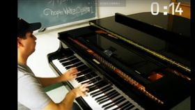 圖/彈小狗圓舞曲Muzik(名家)