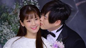 文熙俊 昭燏／Crayon Pop臉書