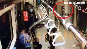 北捷亞東醫院站驚傳女乘客被刺傷　警：虛驚一場(圖/翻攝畫面)