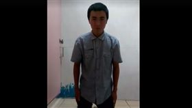 「吃屎哥」游兆霖
臉書