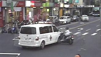 民間救護車鳴笛闖紅燈　騎士撞上骨折