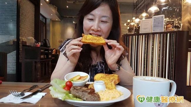 學會正念飲食　她3個月腰瘦11公分