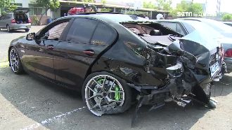 百萬名車不要了？發生車禍駕駛竟逃跑