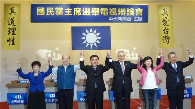 不想電視辯論？  柱：有點被強迫