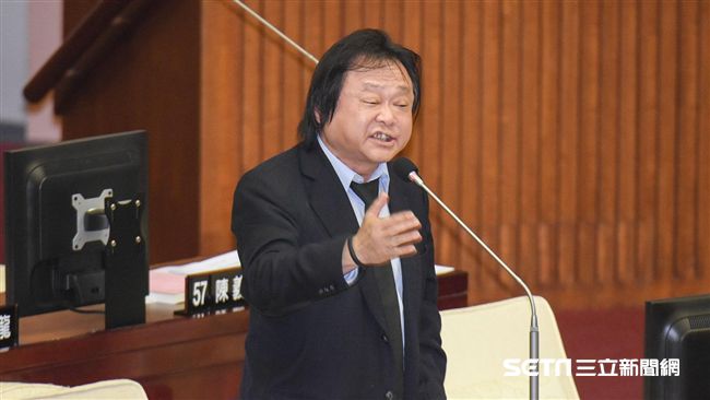 世大運成事在天？王世堅槓柯怪力亂神