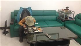 警方找到疑似遭誘拐的15歲少女。（圖／翻攝）