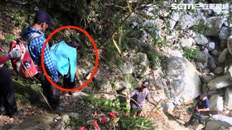 獨／營救少女全記錄！路途險峻難攀爬