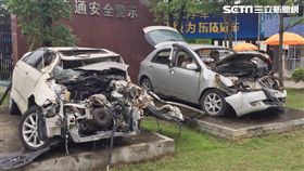 廣東省東莞市監理所內驚見多輛「死亡車」展示。（圖／民眾提供）