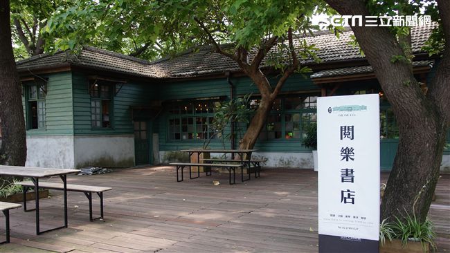 不能沒有詩　走進閱樂尋找你的周夢蝶