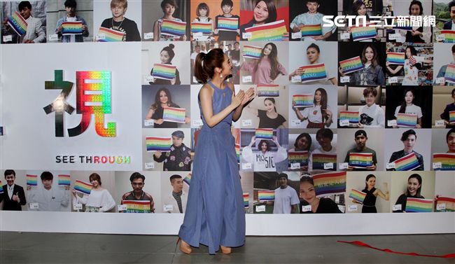 楊丞琳出席See through 正視不再恐同特展，並透過不同平台替同志朋友發聲。（記者邱榮吉/攝影）