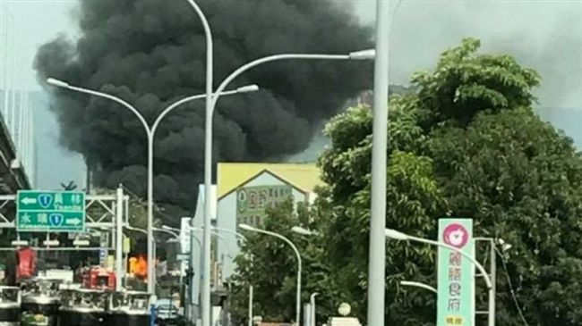 燒雜草？台76線下員林交流道回堵
