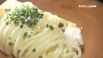 淋上龍蝦濃湯　法台混搭變最貴擔仔麵