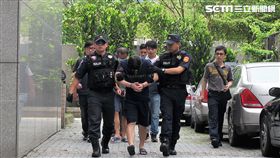 蔣姓父子檔籌組「假貸款、真詐騙」集團，誘騙超過30名受害者匯款手續費及首月利息，以及提供提款卡與銀行存簿作為人頭帳戶（翻攝畫面）