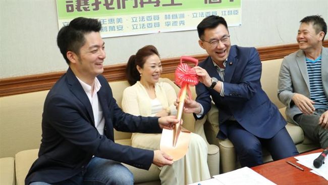 蔣萬安拚第二胎　自爆「今晚就做事」