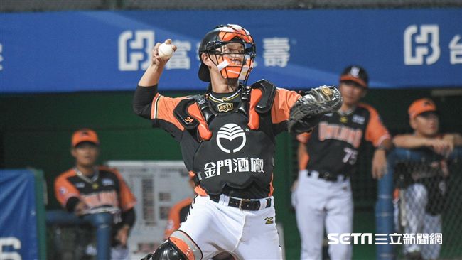 統一獅3連霸隊史捕手　高志綱平淡退役