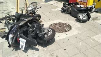 汽車撞2機車肇逃　受害車主氣炸求賠