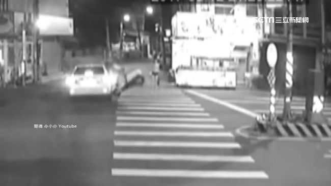 直擊「最會撞」路口　行經此路多注意
