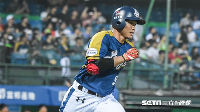 王柏融3天2轟　桃猿笑拿3連勝
