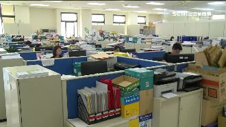 鐵飯碗不敵物價　立委提公務員可兼差