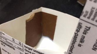 知名賣場買鮮奶　切開內側驚見膠帶