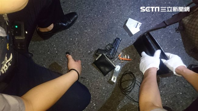 「4條通」遇警大迴轉　拒捕還撞警