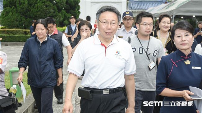 母親節不見陳佩琪　柯文哲合體蔡總統