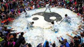 太極,豆腐,巨大（圖/翻攝自中新網）
