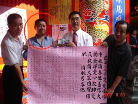 地方人士「黑龍」整合資源，陪著豬哥亮走完最後一程。（圖／翻攝網路）