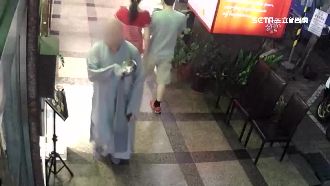和尚用袈裟當掩護　一個轉身偷走皮夾