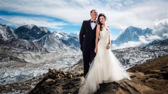 極限婚禮夯！美新人登聖母峰拍婚紗