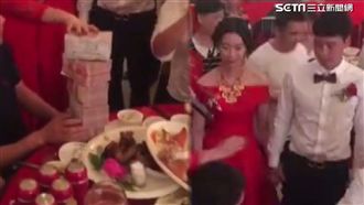 新人三鞠躬領現金　網友：結N次都行