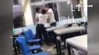 高工生拉衣領互嗆　只因踩破1顆汽球