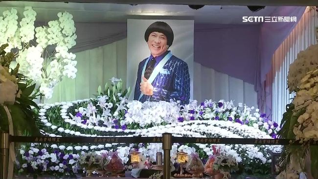 謝金燕快閃！為母親拒絕與她「同框」