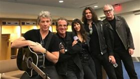 邦喬飛,Bon Jovi,圖／IG