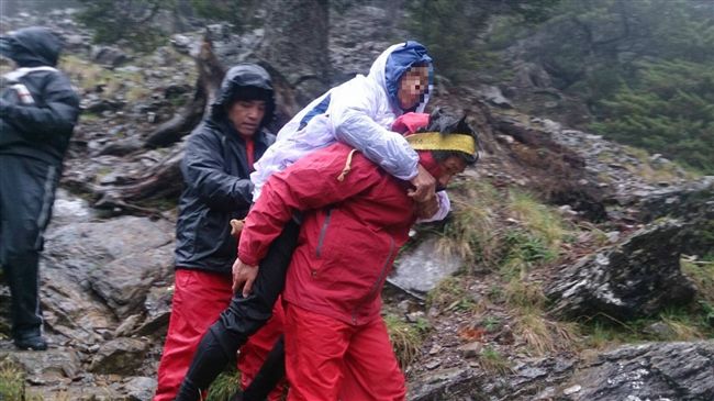 不聽勸堅持攻頂　77歲華僑命喪玉山