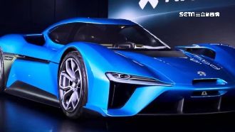 馳騁德國「死亡賽道」　陸超跑破紀錄