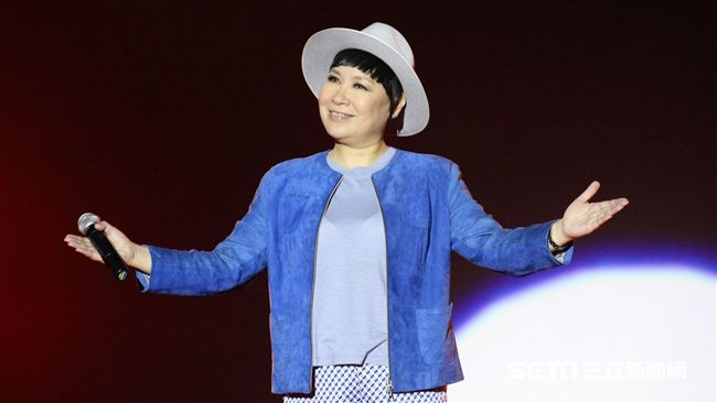 勇奪金曲新人王　黃小琥憑這歌賺3億