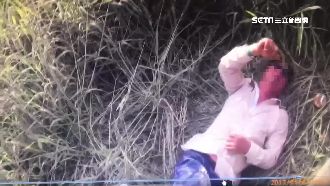 路旁換胎骨刺發作　男跌草叢癱躺半天