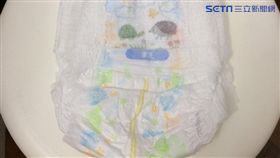 女醫嫁豪門生雙胞胎，控遭夫「尿布砸臉」，請求離婚。（示意圖／蘇怡璇攝）