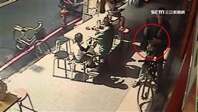 不滿父欠賭債 兒亮槍誣彩券行