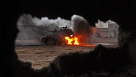 利比亞，空軍基地，攻擊（圖／翻攝自推特）